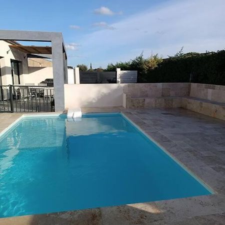 Charmant Studio Avec Piscine Villemoustaussou Exteriör bild